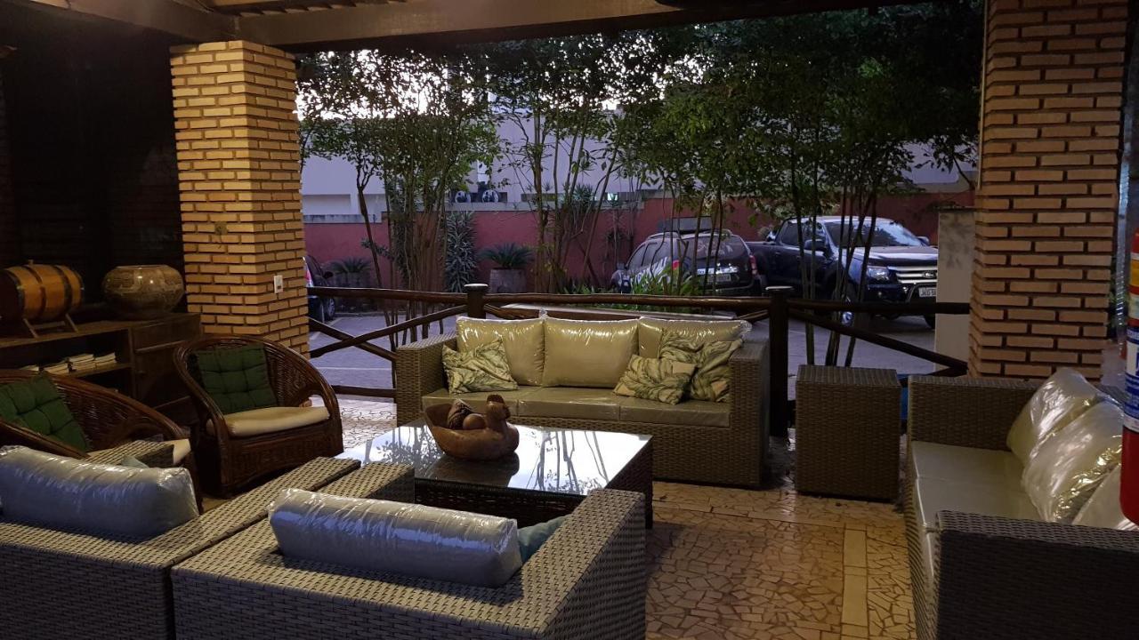 Hotel Das Palmeiras Paracatu Extérieur photo