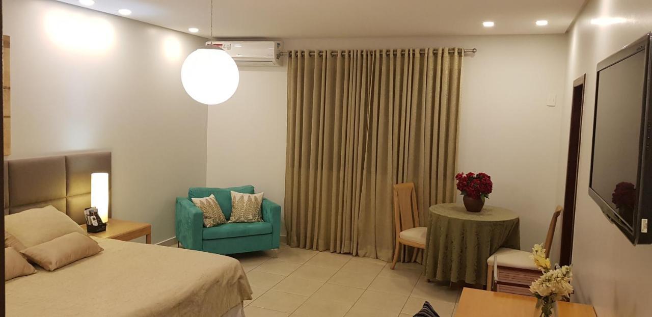 Hotel Das Palmeiras Paracatu Extérieur photo