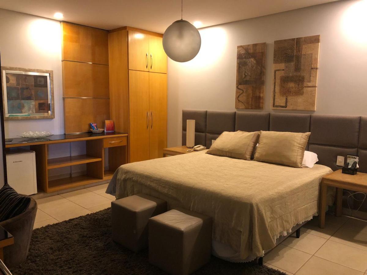 Hotel Das Palmeiras Paracatu Extérieur photo