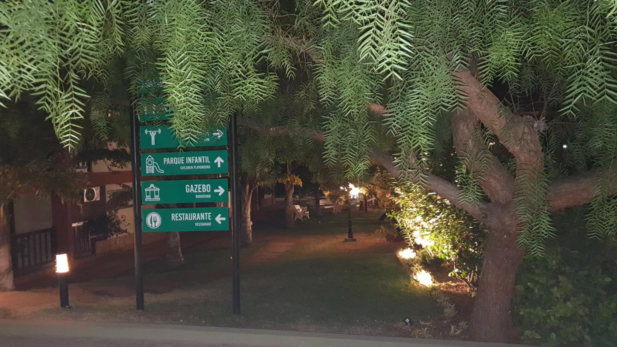 Hotel Das Palmeiras Paracatu Extérieur photo