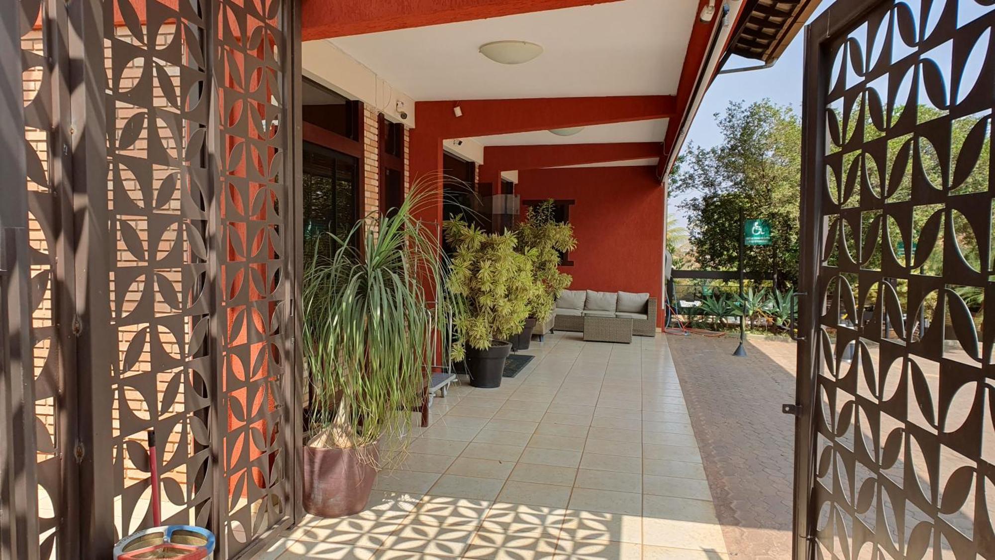 Hotel Das Palmeiras Paracatu Extérieur photo