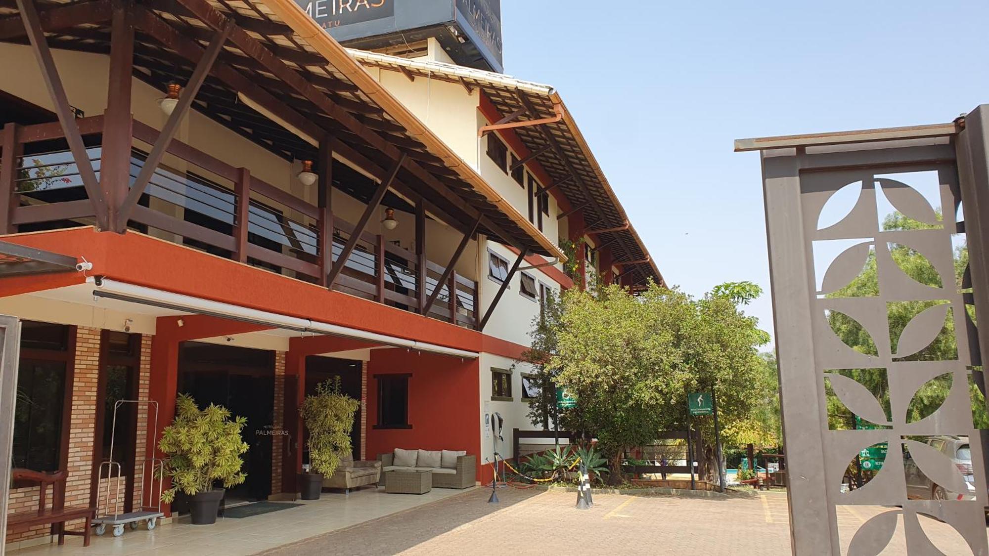 Hotel Das Palmeiras Paracatu Extérieur photo